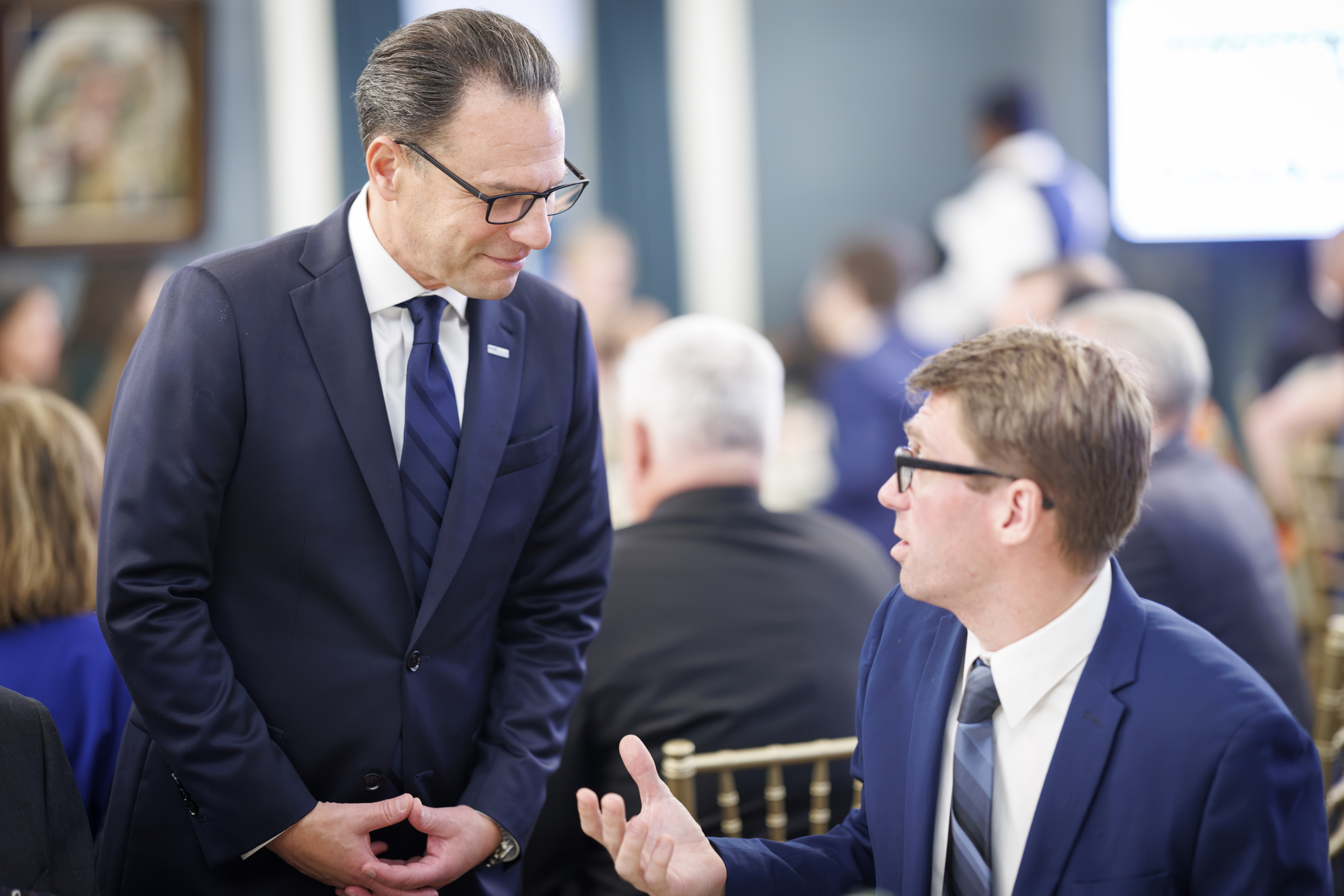 Jeff McCauley chatting with Governor Shapiro