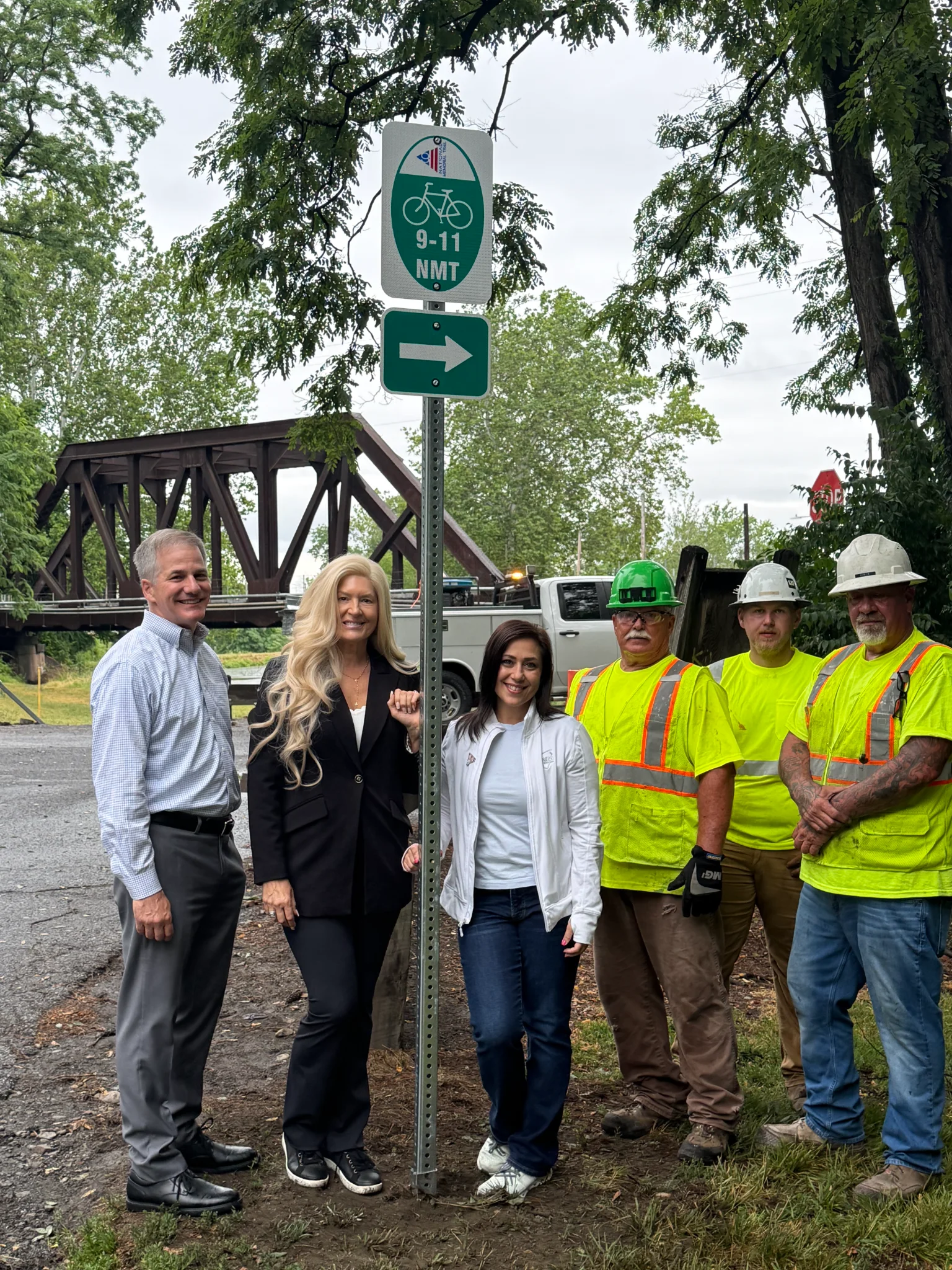 Installation team, PennDot, and Alliance representatives